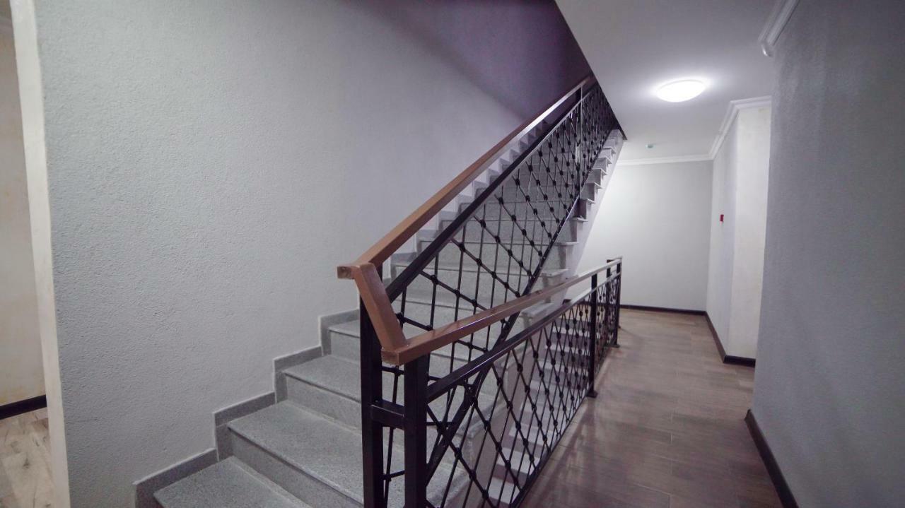 Hotel Progress Batumi Esterno foto